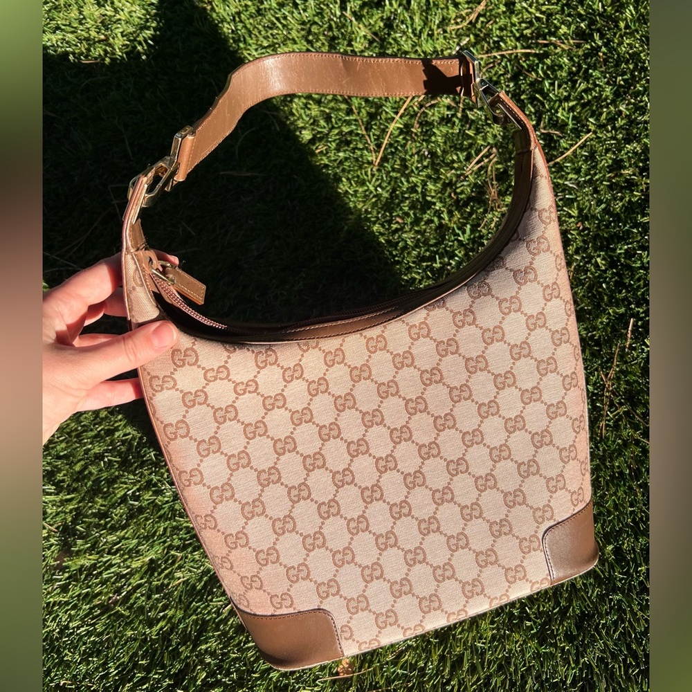 Tan Gucci monogram shoulder bag